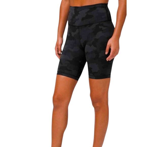 LULULEMON ATHLETICA Wunder Train Hi-Rise Short 8' Size 6 - Picture 1 of 4